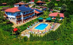 Family Complex Krisbo