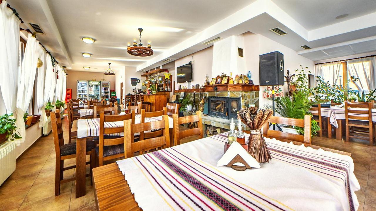 Family Complex Krisbo Hotel Donkovtsi Екстериор снимка