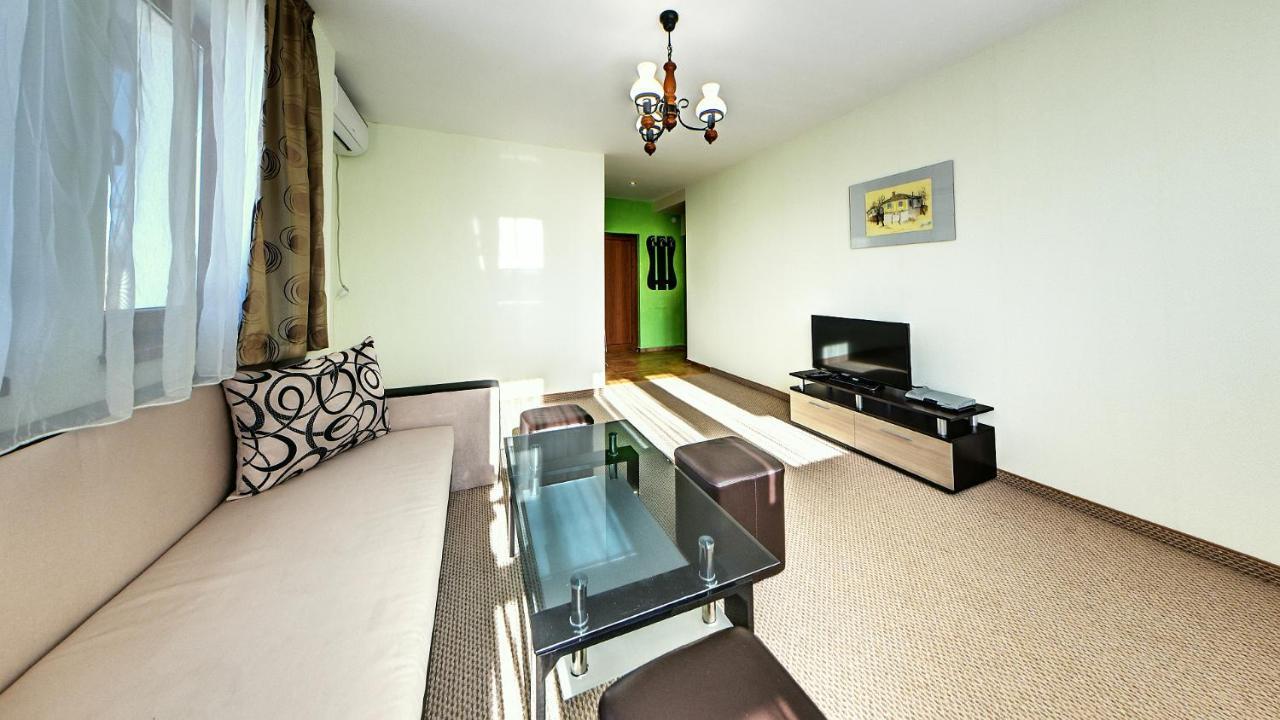 Family Complex Krisbo Hotel Donkovtsi Екстериор снимка